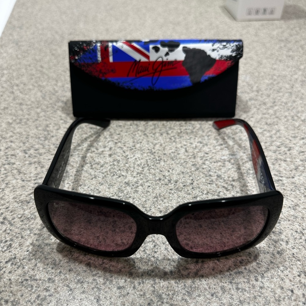 Maui Jim - Picture 6 of 8